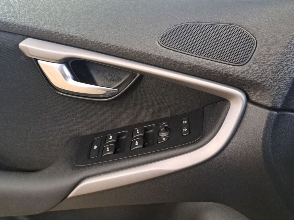 Volvo V40 2014 Sininen