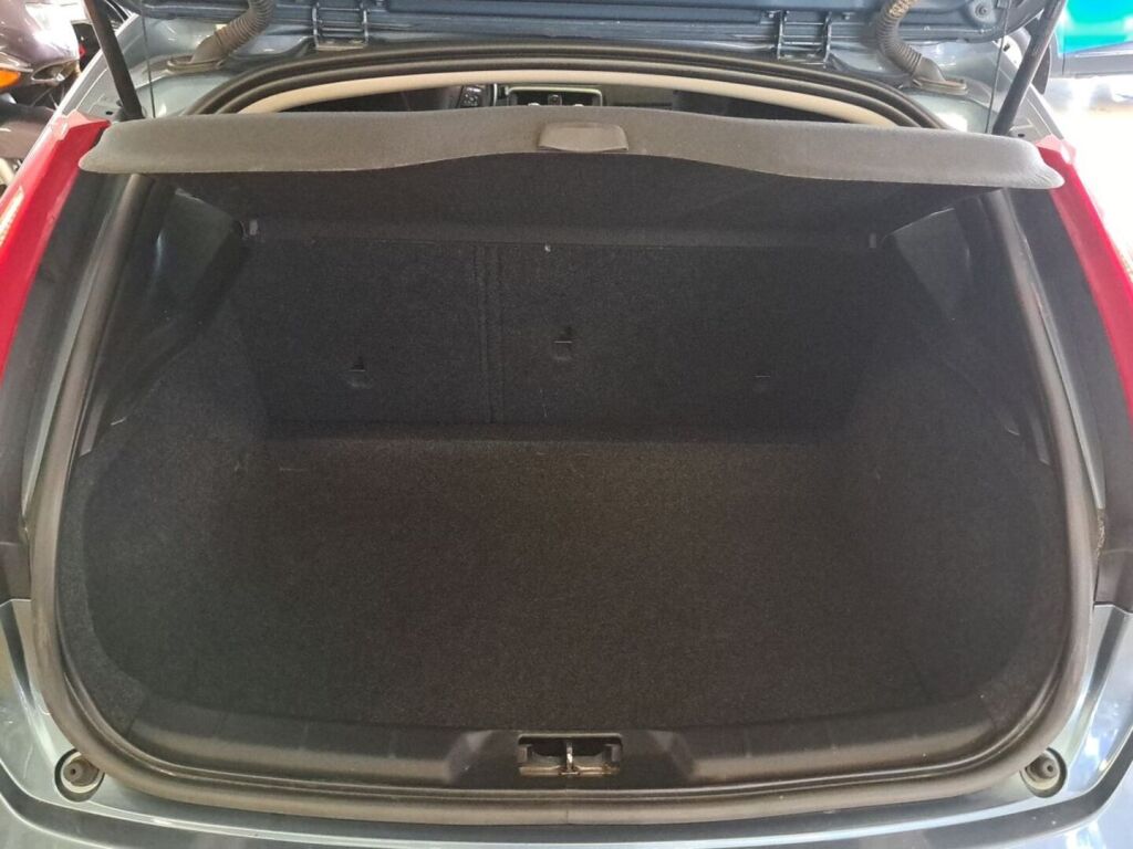 Volvo V40 2014 Sininen