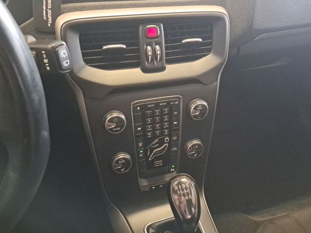 Volvo V40 2014 Sininen