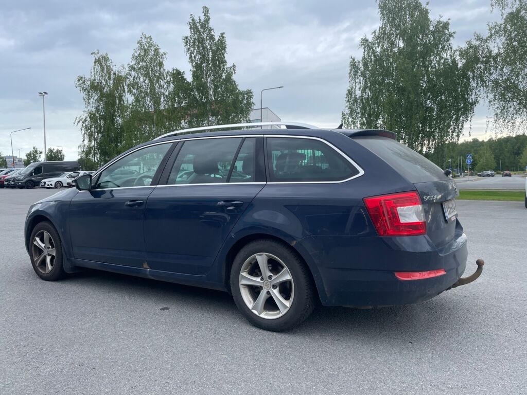 Skoda Octavia 2014 Sininen