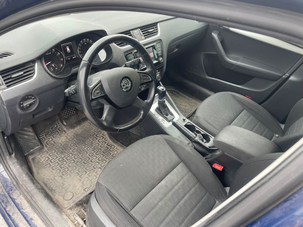 Skoda Octavia 2014 Sininen