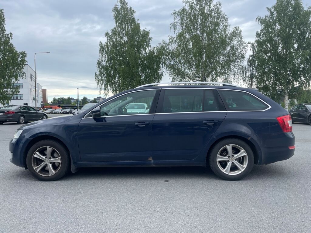 Skoda Octavia 2014 Sininen
