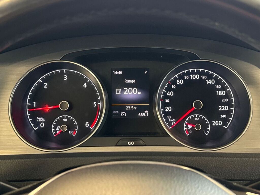 Volkswagen Golf 2014 Harmaa