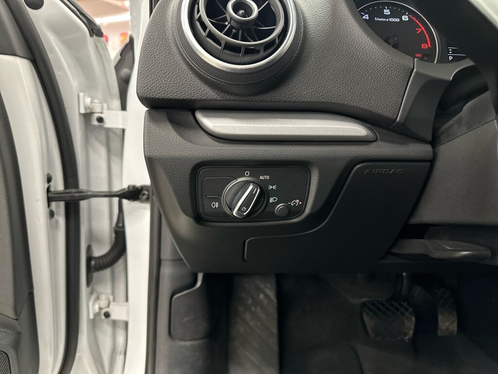 Audi A3 2014 Valkoinen