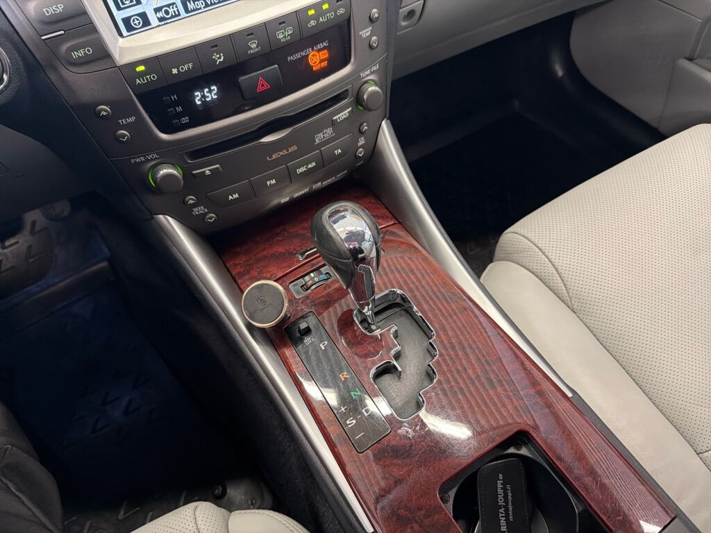 Lexus IS 2008 Harmaa