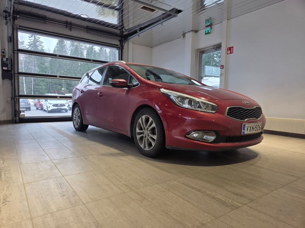 Kia Ceed 2014 Punainen