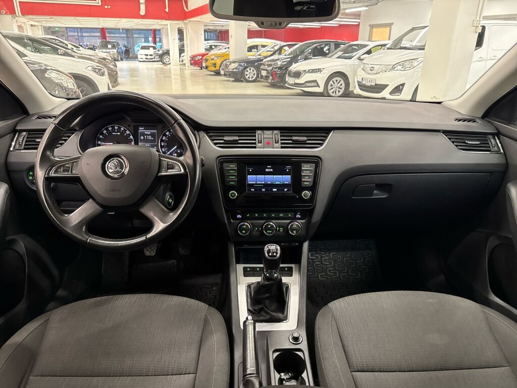 Skoda Octavia 2014 Ruskea (beige)