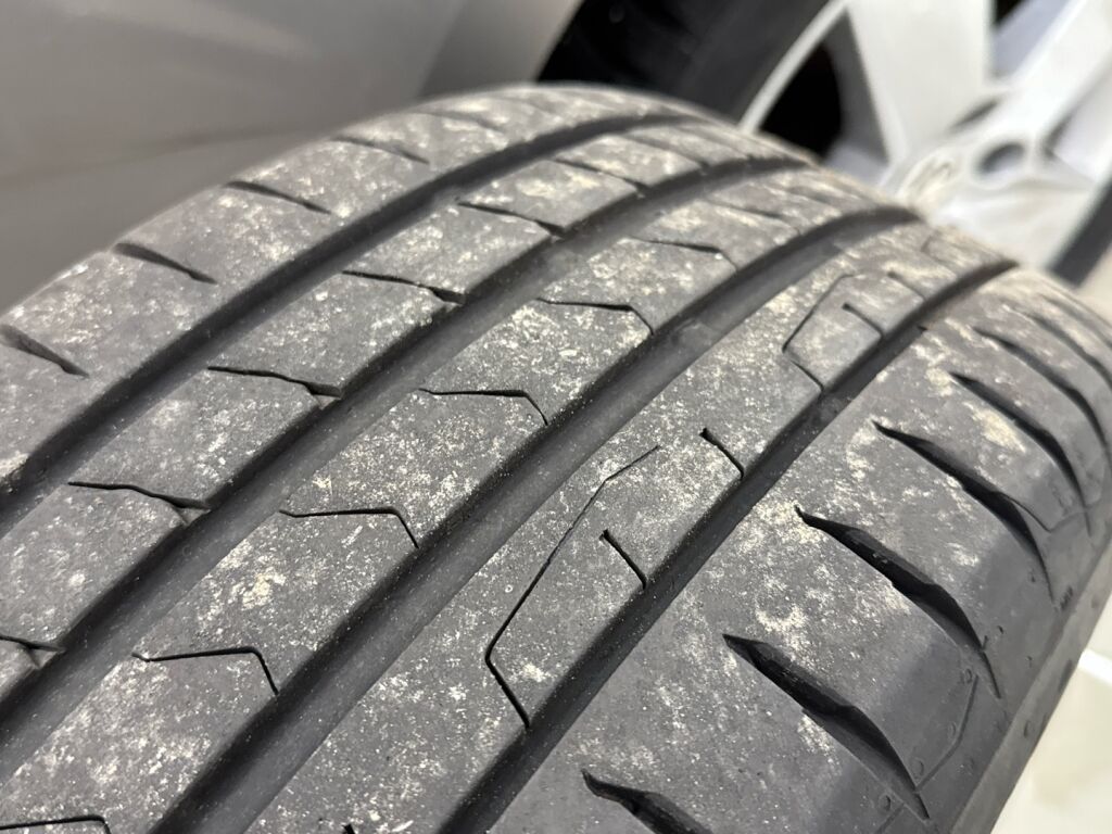 Skoda Octavia 2014 Ruskea (beige)