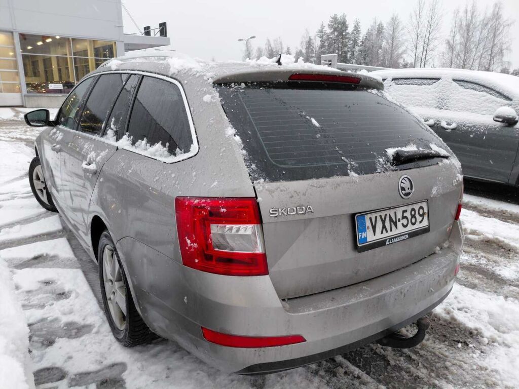 Skoda Octavia 2014 Ruskea (beige)