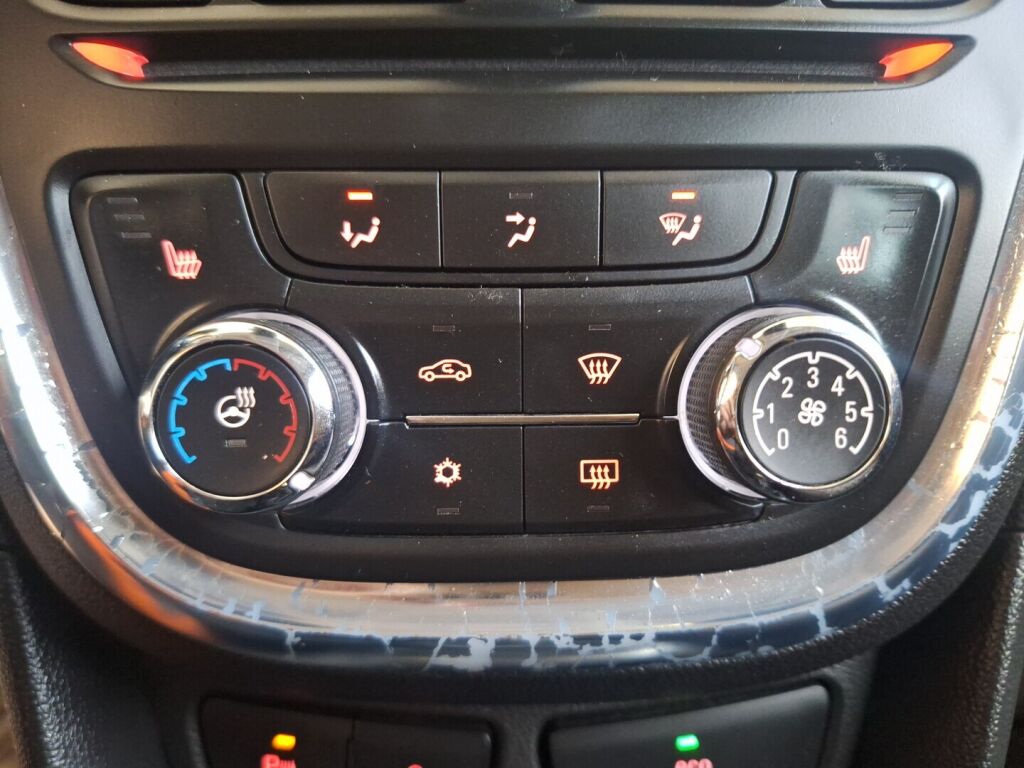 Opel Mokka 2014 Sininen