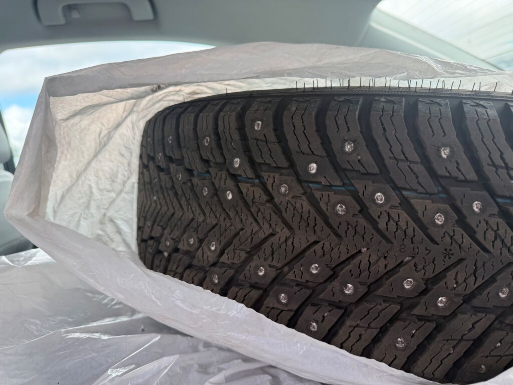 Audi A4 2014 Punainen