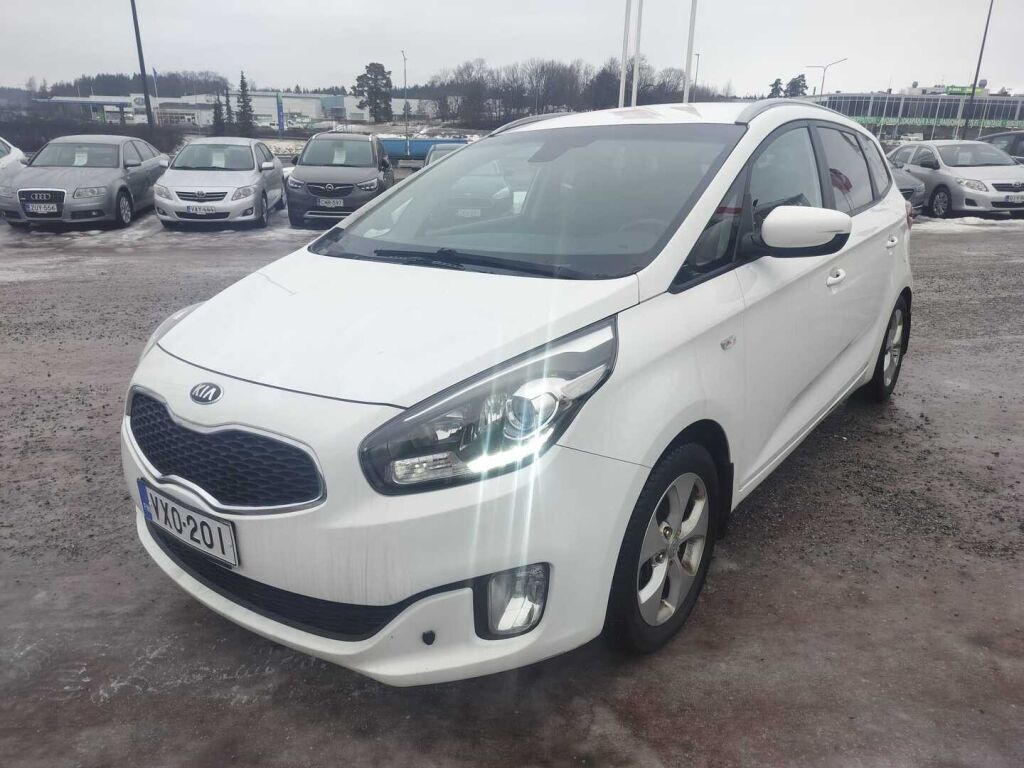 Kia Carens 2015 Valkoinen