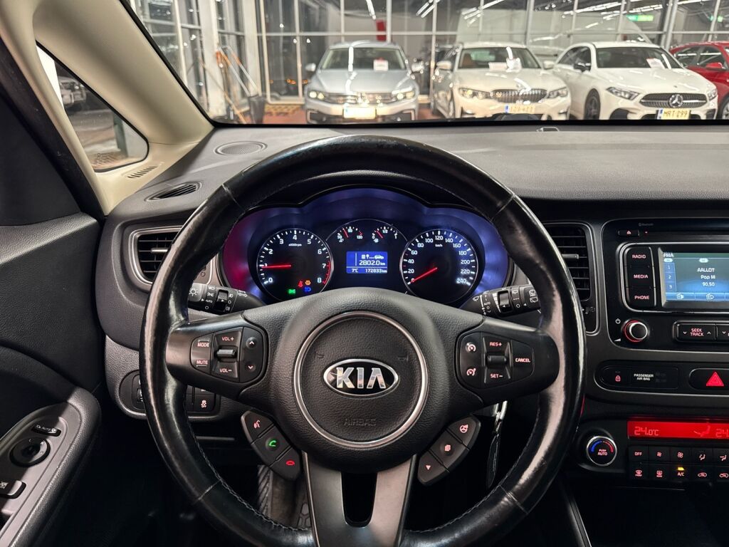 Kia Carens 2015 Valkoinen