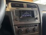 Volkswagen Golf 2015 Valkoinen