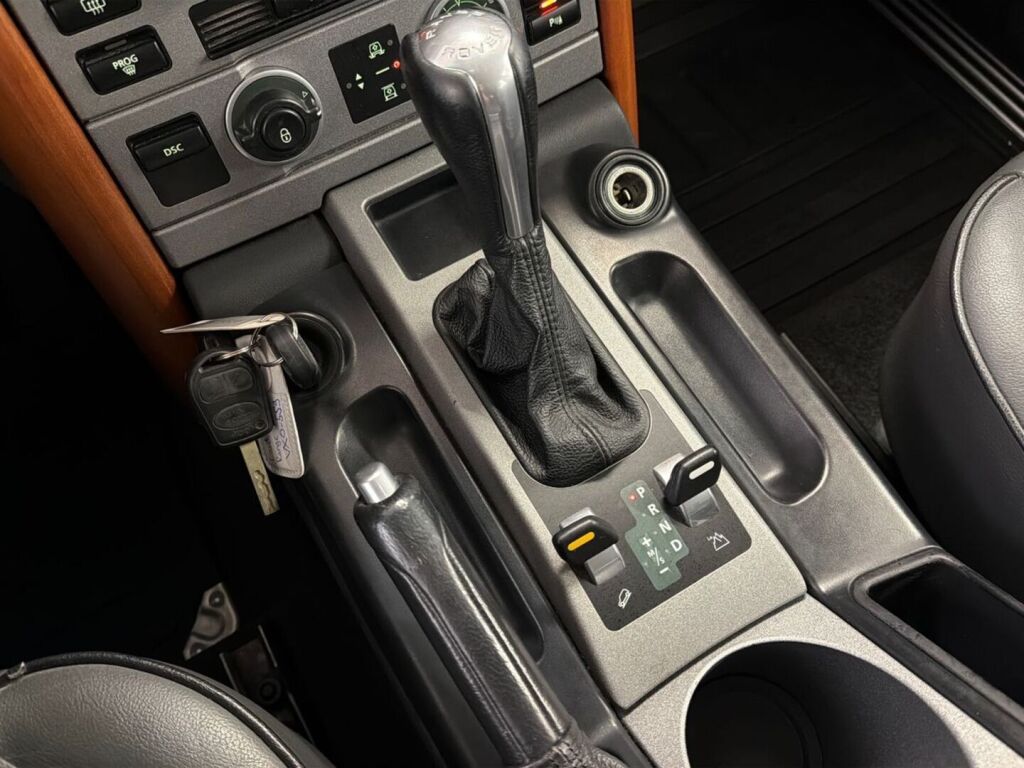 Land Rover Range Rover 2006 Punainen