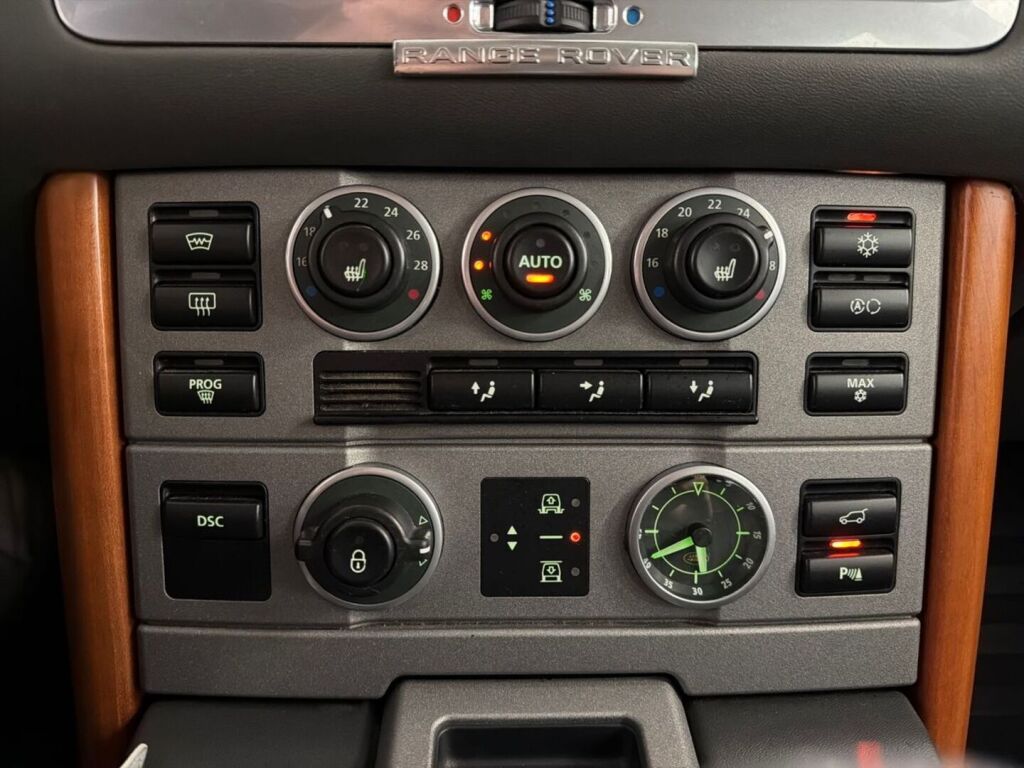 Land Rover Range Rover 2006 Punainen