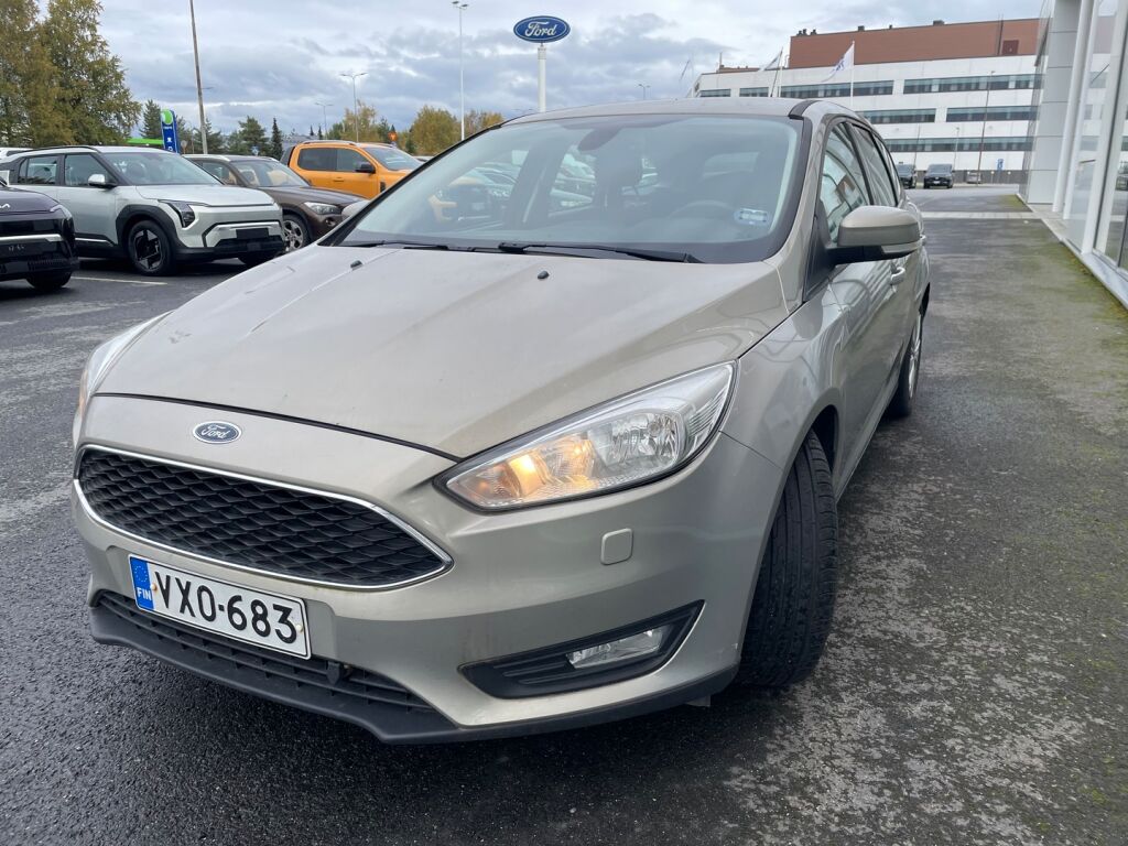 Ford Focus 2015 Harmaa