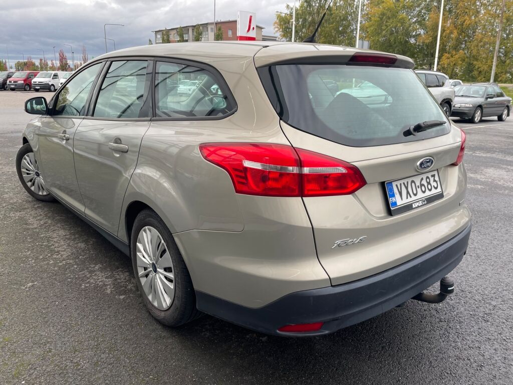 Ford Focus 2015 Harmaa