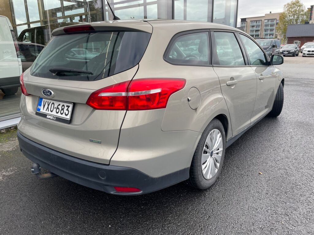 Ford Focus 2015 Harmaa