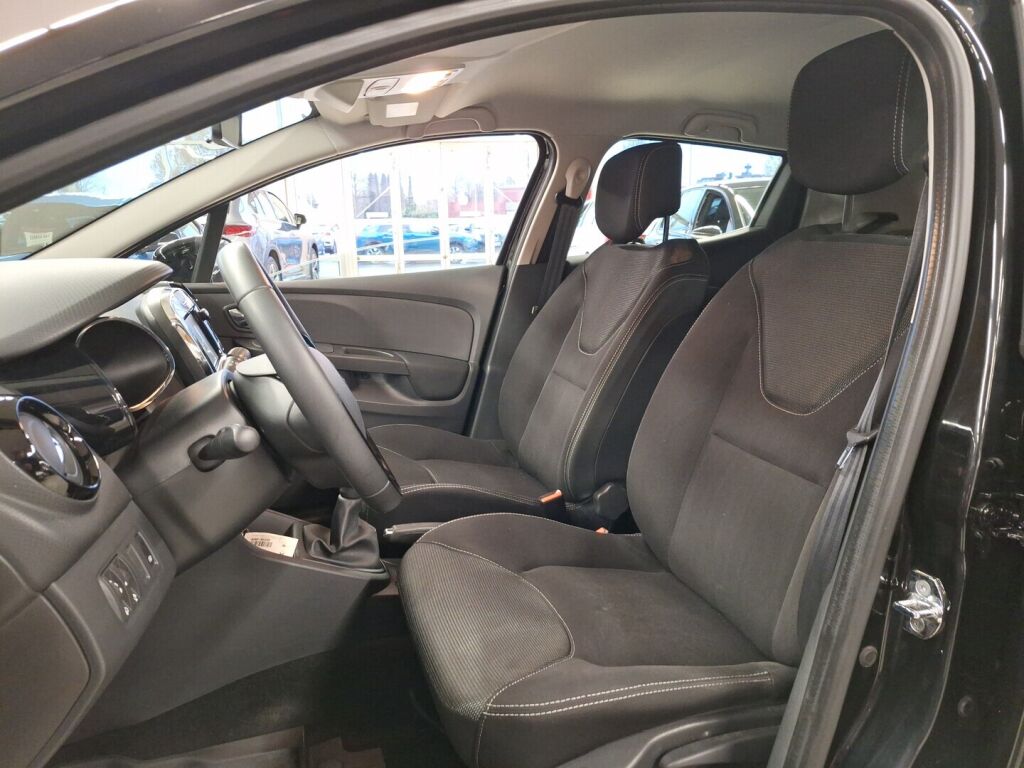 Renault Clio 2014 Musta