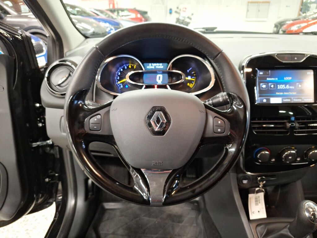 Renault Clio 2014 Musta
