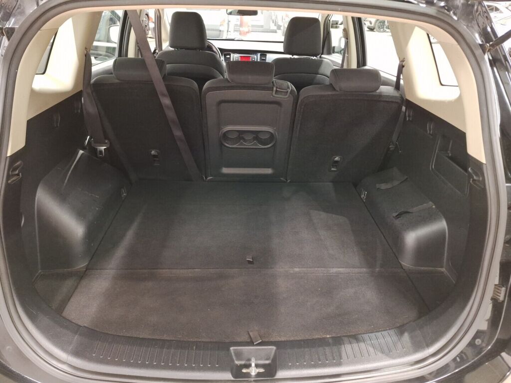 Kia Carens 2015 Musta