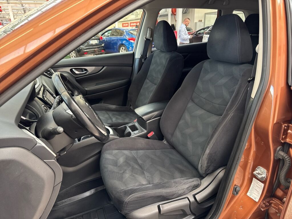 Nissan X-Trail 2015 Oranssi