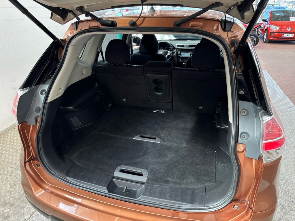 Nissan X-Trail 2015 Oranssi
