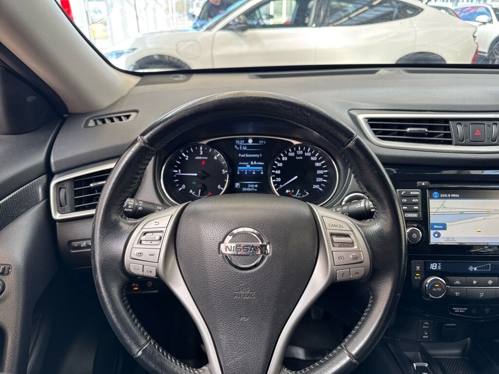 Nissan X-Trail 2015 Oranssi