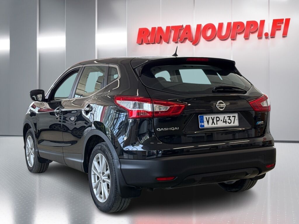 Nissan Qashqai 2015 Musta