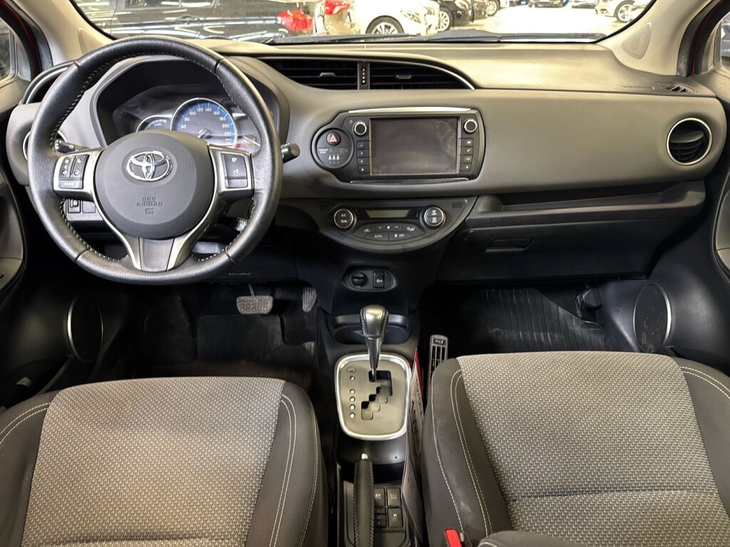 Toyota Yaris 2014 Punainen