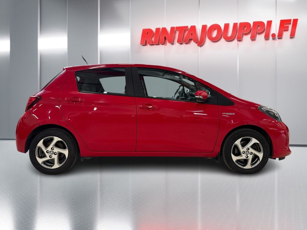 Toyota Yaris 2014 Punainen