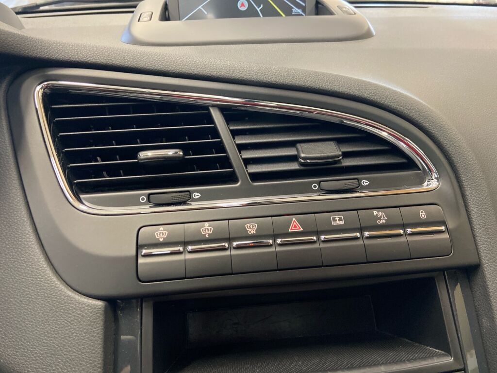 Peugeot 5008 2015 Harmaa