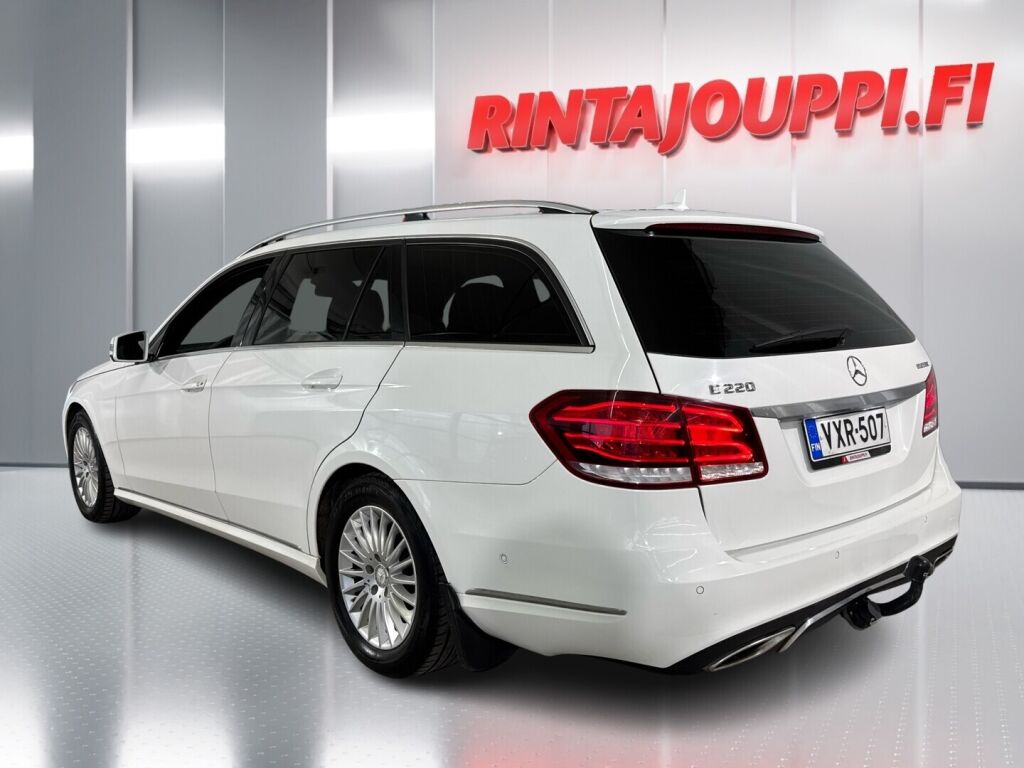 Mercedes-Benz E 2015 Valkoinen