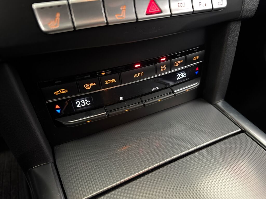 Mercedes-Benz E 2015 Valkoinen