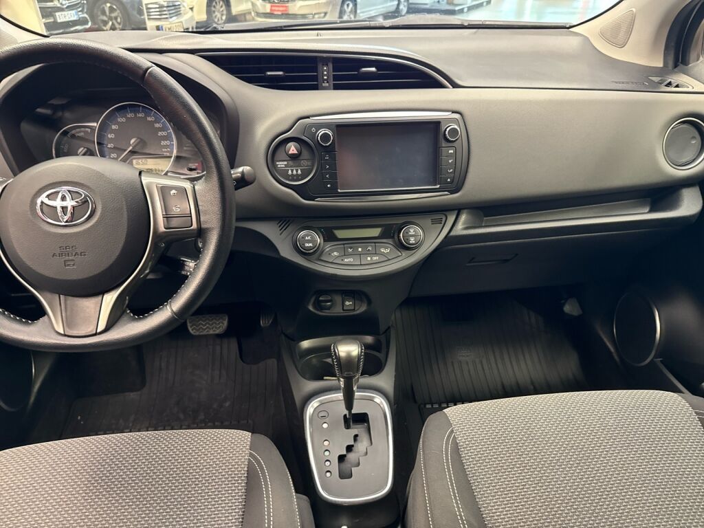 Toyota Yaris 2014 Ruskea (beige)