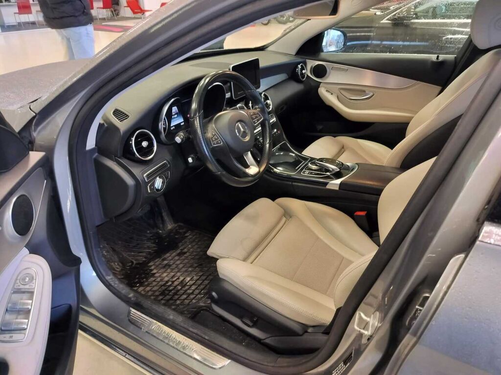 Mercedes-Benz C 2014 Harmaa