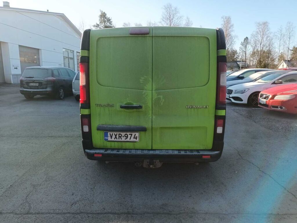 Renault Trafic 2015 Vihreä