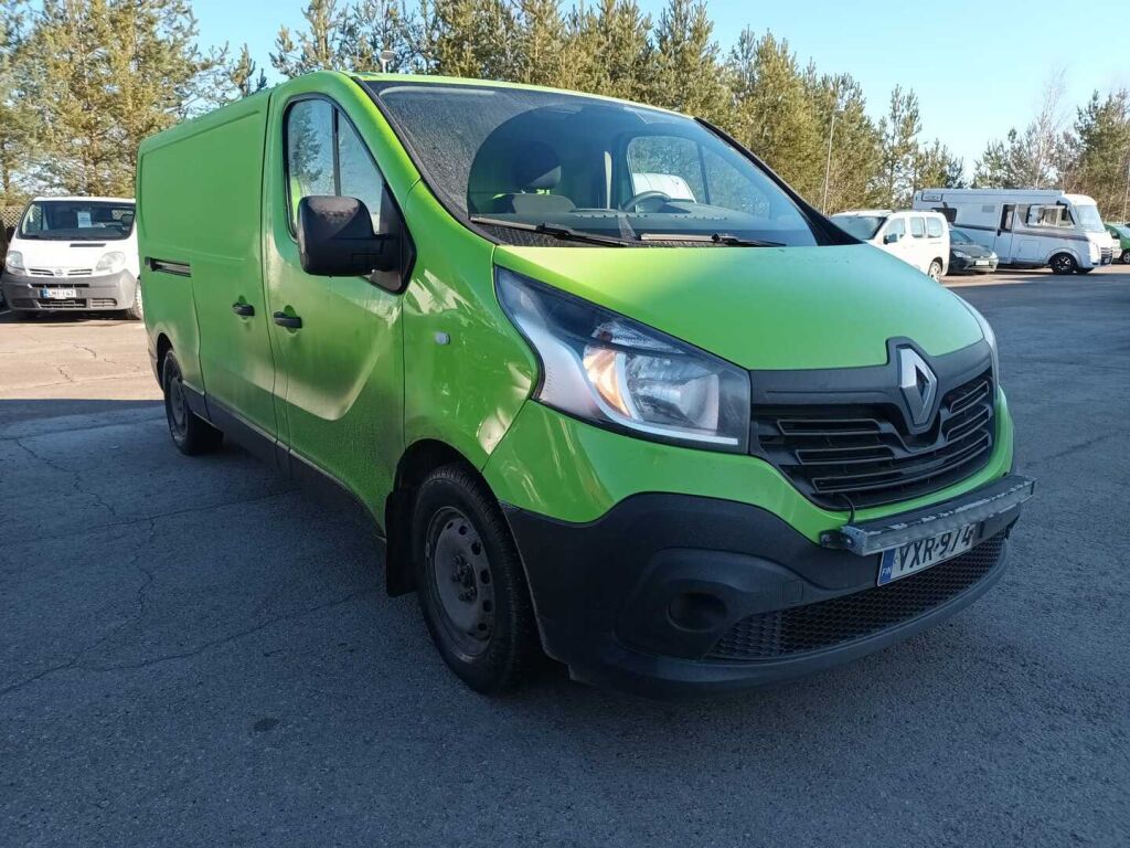 Renault Trafic 2015 Vihreä