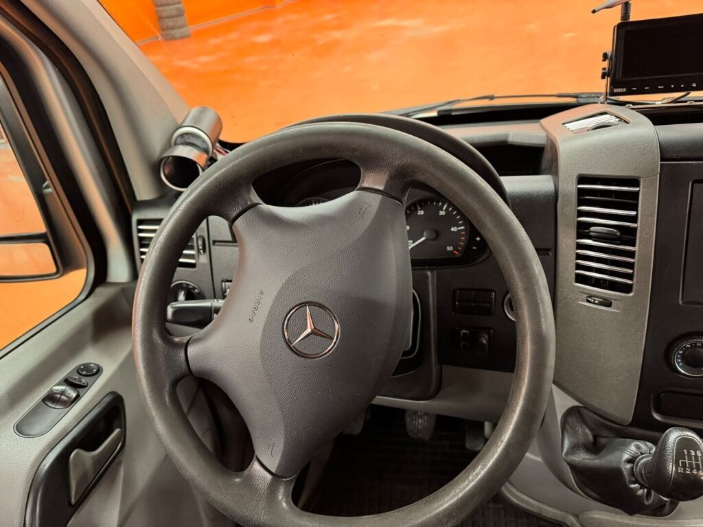Mercedes-Benz Sprinter 2011 Valkoinen