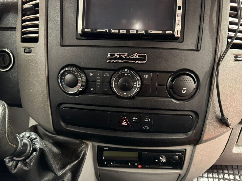 Mercedes-Benz Sprinter 2011 Valkoinen