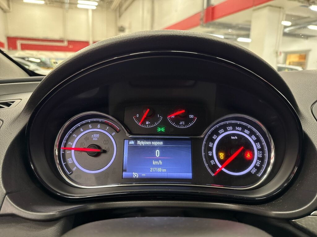 Opel Insignia 2015 Musta