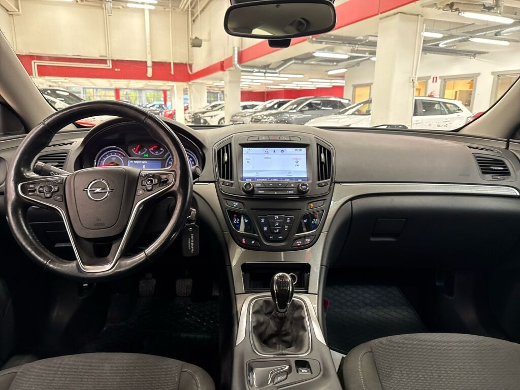 Opel Insignia 2015 Musta