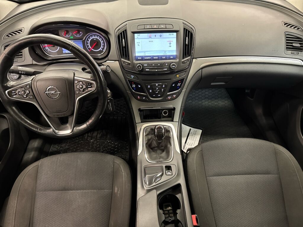 Opel Insignia 2015 Musta