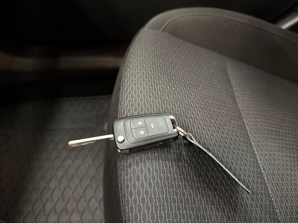 Opel Insignia 2015 Musta