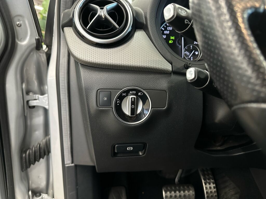 Mercedes-Benz B 2014 Harmaa