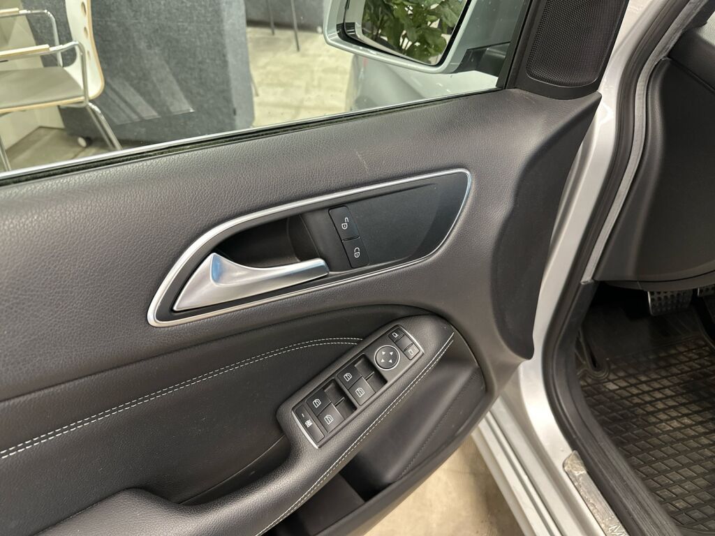 Mercedes-Benz B 2014 Harmaa