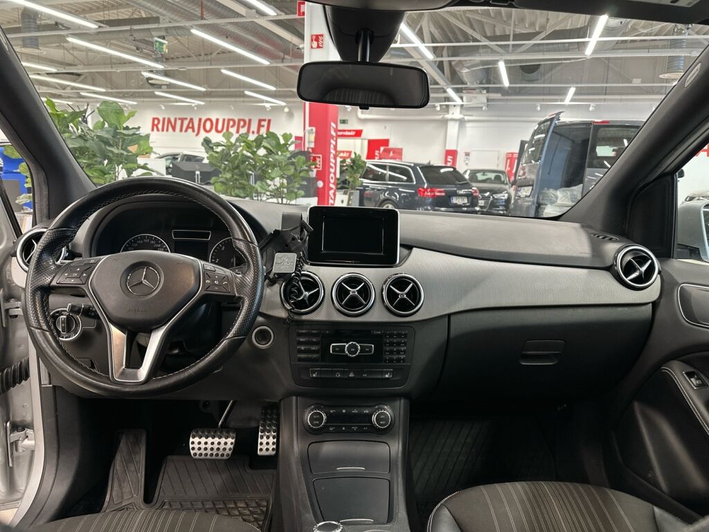 Mercedes-Benz B 2014 Harmaa