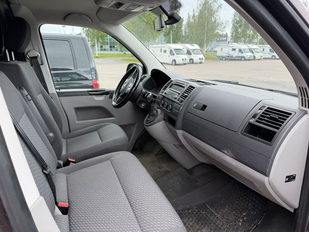 Volkswagen Transporter 2015 Violetti