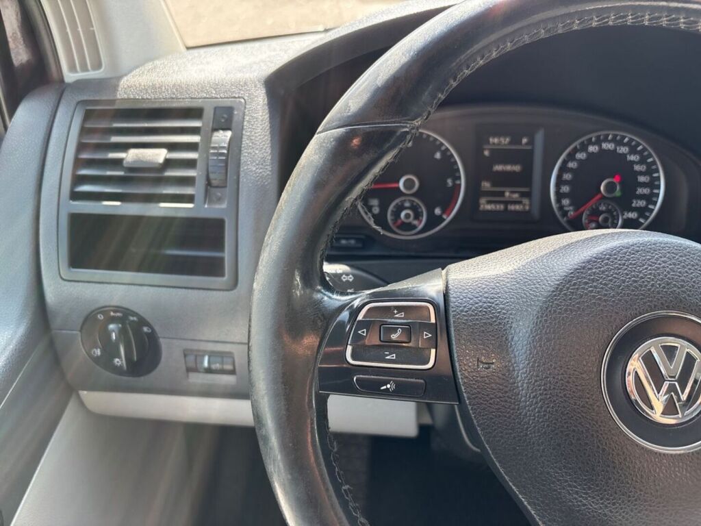 Volkswagen Transporter 2015 Violetti